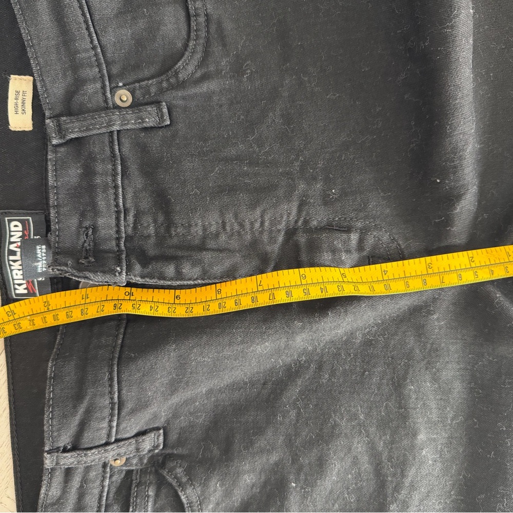 Kirkland Signature Women's Black Skinny Jeans